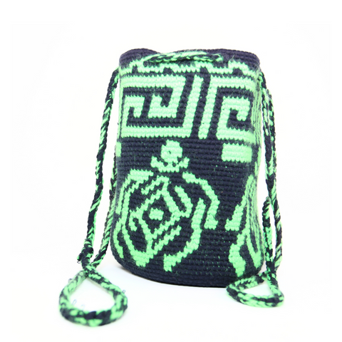 Women’s Tote Bag with Green Turtle Design