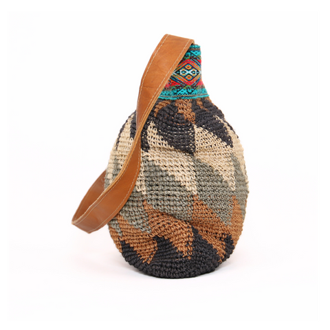 Cabuya Shigra Bag w/ Leather Strap & Andean Pattern Waves Design Red and Green Strap