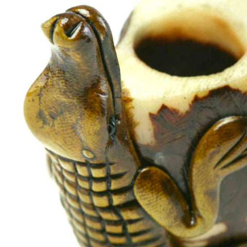 Smoking Pipe w/ Tagua Nut Bowl - Crocodile Design
