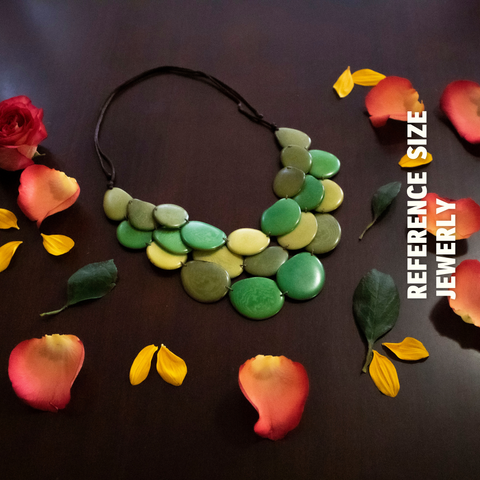 Green Necklace Oval Shaped Petals