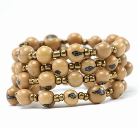 Natural Beauty: Handcrafted Beige Bracelet with Acai Beads