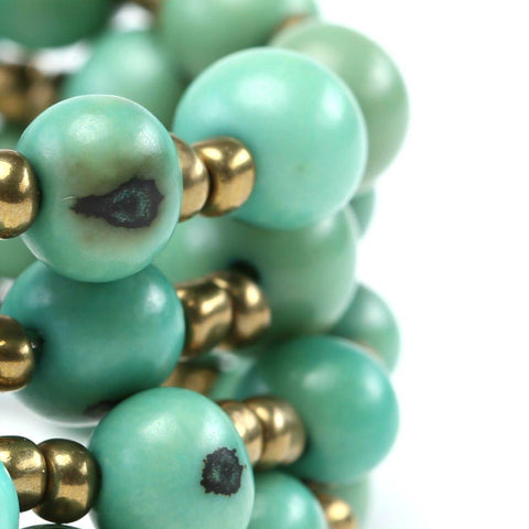 Go Green with our Fashionable Acai Bead Green Bracelet